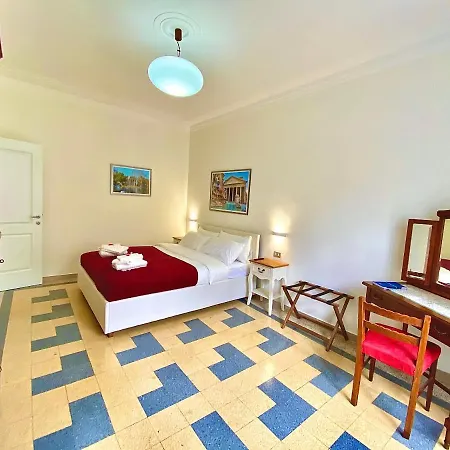 Apartment Domus Delphi