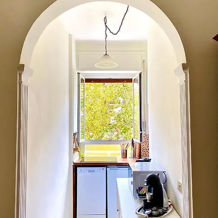 Domus Delphi Apartment *